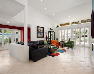 75395 Riviera Drive - Photo Thumbnail 3