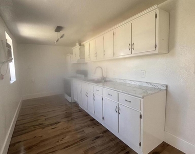 83632 Manzanita Ave Avenue - Photo Thumbnail 1