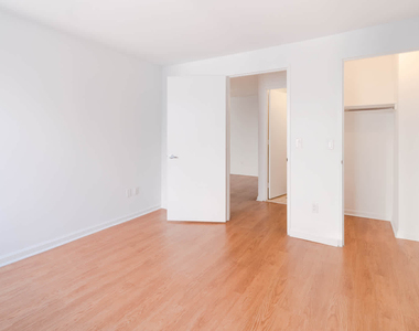 300 E. 39th St. - Photo Thumbnail 47