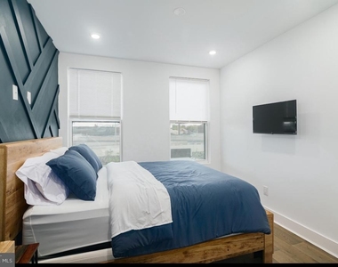 3127 Richmond Street - Photo Thumbnail 1