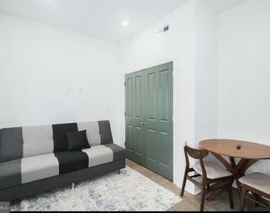 3127 Richmond Street - Photo Thumbnail 4