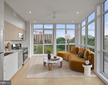 815 - 17 Poplar Street - Photo Thumbnail 13
