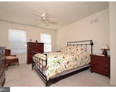 278 Flagstone Road - Photo Thumbnail 12