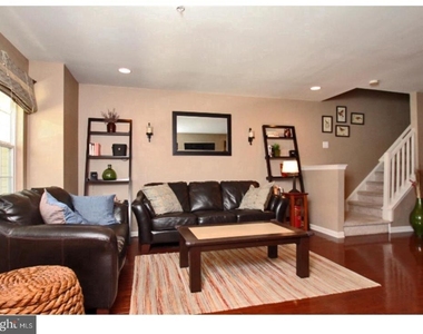 278 Flagstone Road - Photo Thumbnail 7