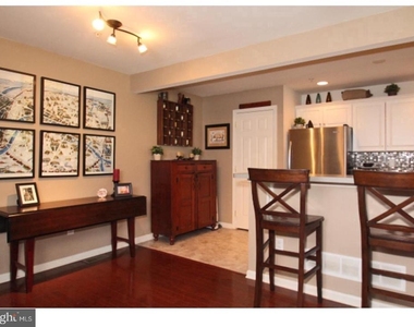 278 Flagstone Road - Photo Thumbnail 5