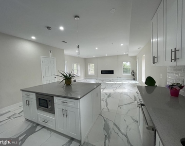 8618 Jones Mill Road - Photo Thumbnail 9