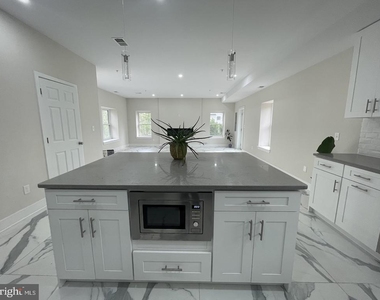 8618 Jones Mill Road - Photo Thumbnail 8