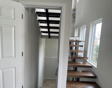 8618 Jones Mill Road - Photo Thumbnail 14