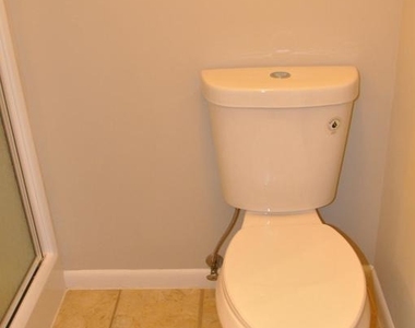9705 Glen Avenue - Photo Thumbnail 33