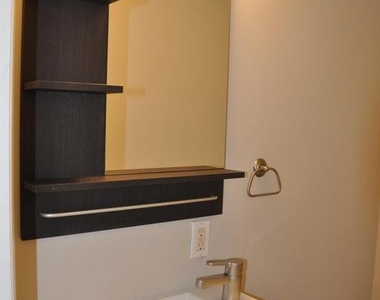 9705 Glen Avenue - Photo Thumbnail 17