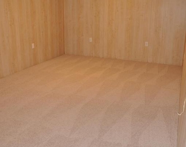 9705 Glen Avenue - Photo Thumbnail 43