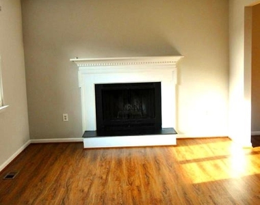 9705 Glen Avenue - Photo Thumbnail 3