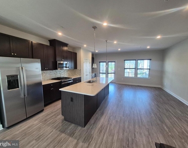 6054 Fallfish Court - Photo Thumbnail 14