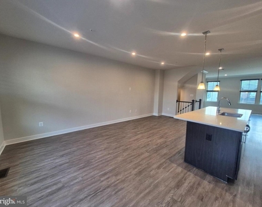 6054 Fallfish Court - Photo Thumbnail 13