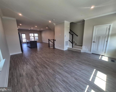 6054 Fallfish Court - Photo Thumbnail 16