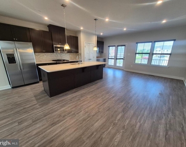 6054 Fallfish Court - Photo Thumbnail 10