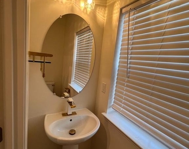 8220 Longford Road - Photo Thumbnail 11