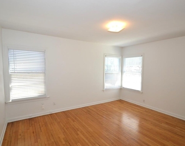 1211 Ridgemont Dr - Photo Thumbnail 15