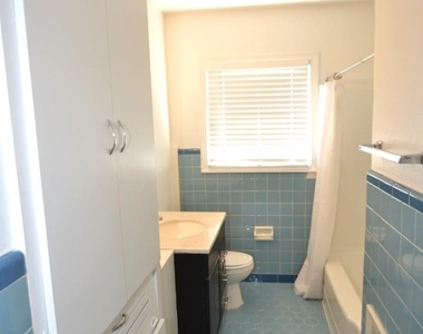 1211 Ridgemont Dr - Photo Thumbnail 13