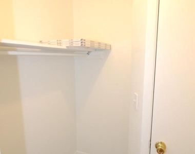 1211 Ridgemont Dr - Photo Thumbnail 22