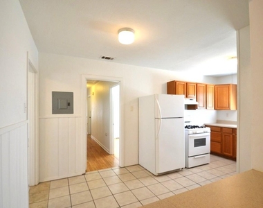 1211 Ridgemont Dr - Photo Thumbnail 26