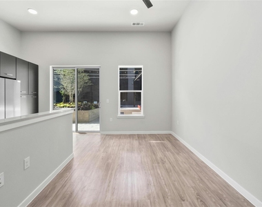 4510 Terry-o Ln - Photo Thumbnail 2