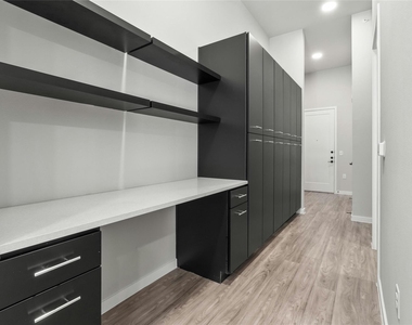 4510 Terry-o Ln - Photo Thumbnail 6