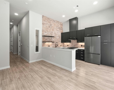 4510 Terry-o Ln - Photo Thumbnail 1