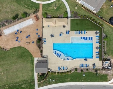 112 Rainmaker Cv - Photo Thumbnail 28