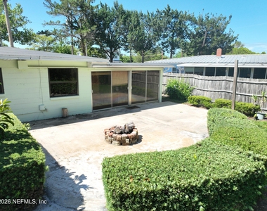 1012 N 6th Avenue - Photo Thumbnail 21