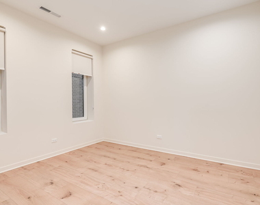 8015 W Belmont Avenue - Photo Thumbnail 7