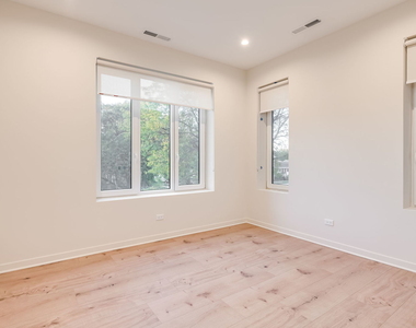 8015 W Belmont Avenue - Photo Thumbnail 6
