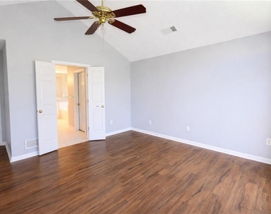 2980 Dunlin Lake Way - Photo Thumbnail 8