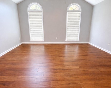 2980 Dunlin Lake Way - Photo Thumbnail 7