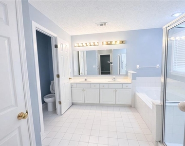 2980 Dunlin Lake Way - Photo Thumbnail 4