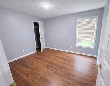 2980 Dunlin Lake Way - Photo Thumbnail 12