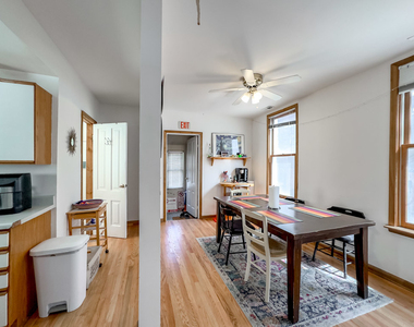 1414 W Henderson Street - Photo Thumbnail 4