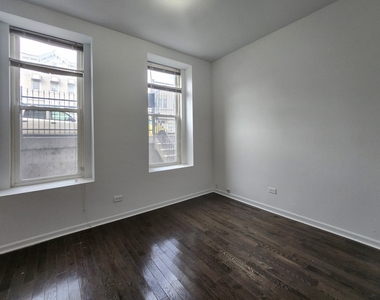 1941 W 21st Place - Photo Thumbnail 8