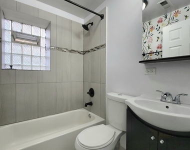1941 W 21st Place - Photo Thumbnail 4