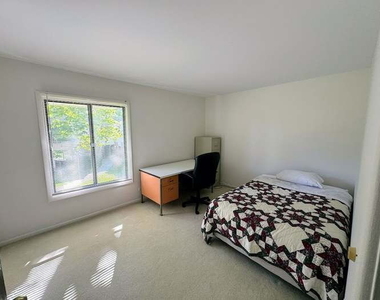 480 74th Street - Photo Thumbnail 10