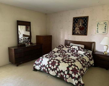 480 74th Street - Photo Thumbnail 5