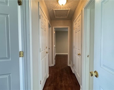 552 Sybil Lane Se - Photo Thumbnail 18