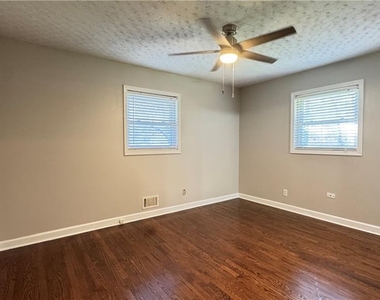 552 Sybil Lane Se - Photo Thumbnail 23