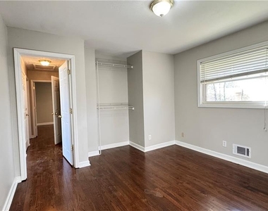 552 Sybil Lane Se - Photo Thumbnail 17