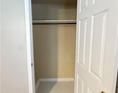 552 Sybil Lane Se - Photo Thumbnail 21