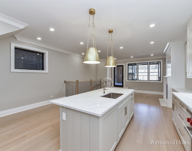 2135 N Lakewood Avenue - Photo Thumbnail 10