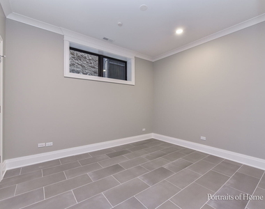 2135 N Lakewood Avenue - Photo Thumbnail 22