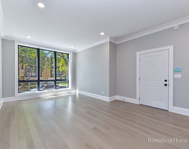 2135 N Lakewood Avenue - Photo Thumbnail 2