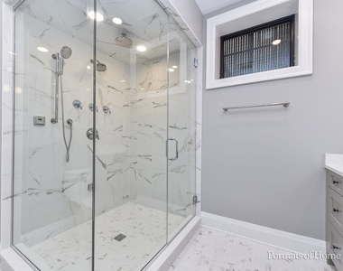 2135 N Lakewood Avenue - Photo Thumbnail 20
