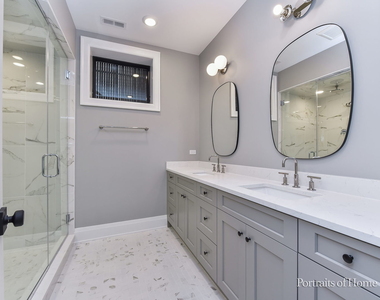 2135 N Lakewood Avenue - Photo Thumbnail 19